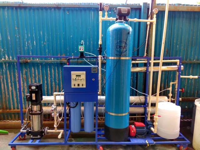 Skid-mounted Deur RO plant with softener, cartridge filters and membranes